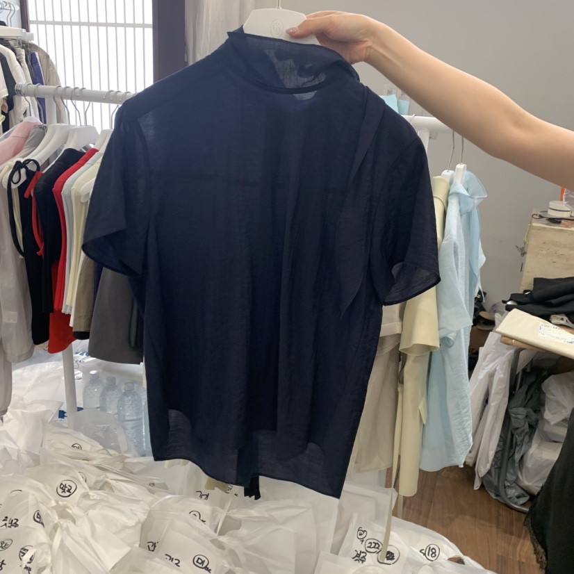UNDERSTANDING韓國東大門直郵女士新款推薦人氣襯衫蕾絲衫UNDERSTANDING襯衫/蕾絲衫圖色3