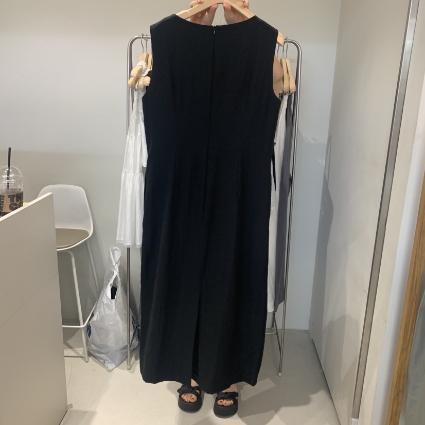 OUTRENE韓國東大門直郵女士新品熱賣時尚26春夏推薦連衣裙OUTRENE連衣裙