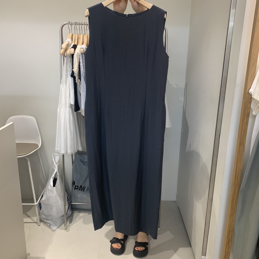 OUTRENE韓國東大門直郵女士新品熱賣時尚26春夏推薦連衣裙OUTRENE連衣裙圖色2