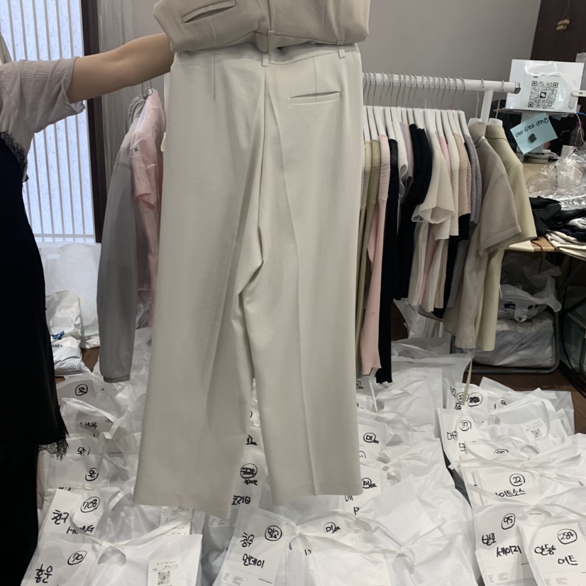 UNDERSTANDING韓國直郵實拍女士新品時尚推薦職業26夏季休閑褲UNDERSTANDING休閑褲
