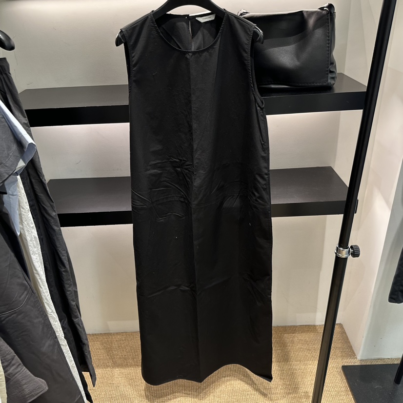 FEBRUARY 11韓國東大門代購女裝新品推薦職業時尚連衣裙S棉FEBRUARY 11連衣裙圖色2黑色
