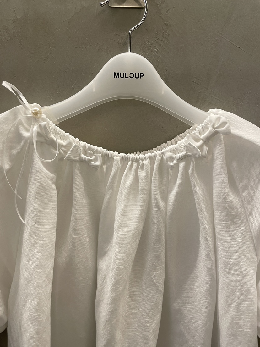 MULCUP韓國東大門代購女裝新款時尚26春夏襯衫蕾絲衫露肩MULCUP襯衫/蕾絲衫