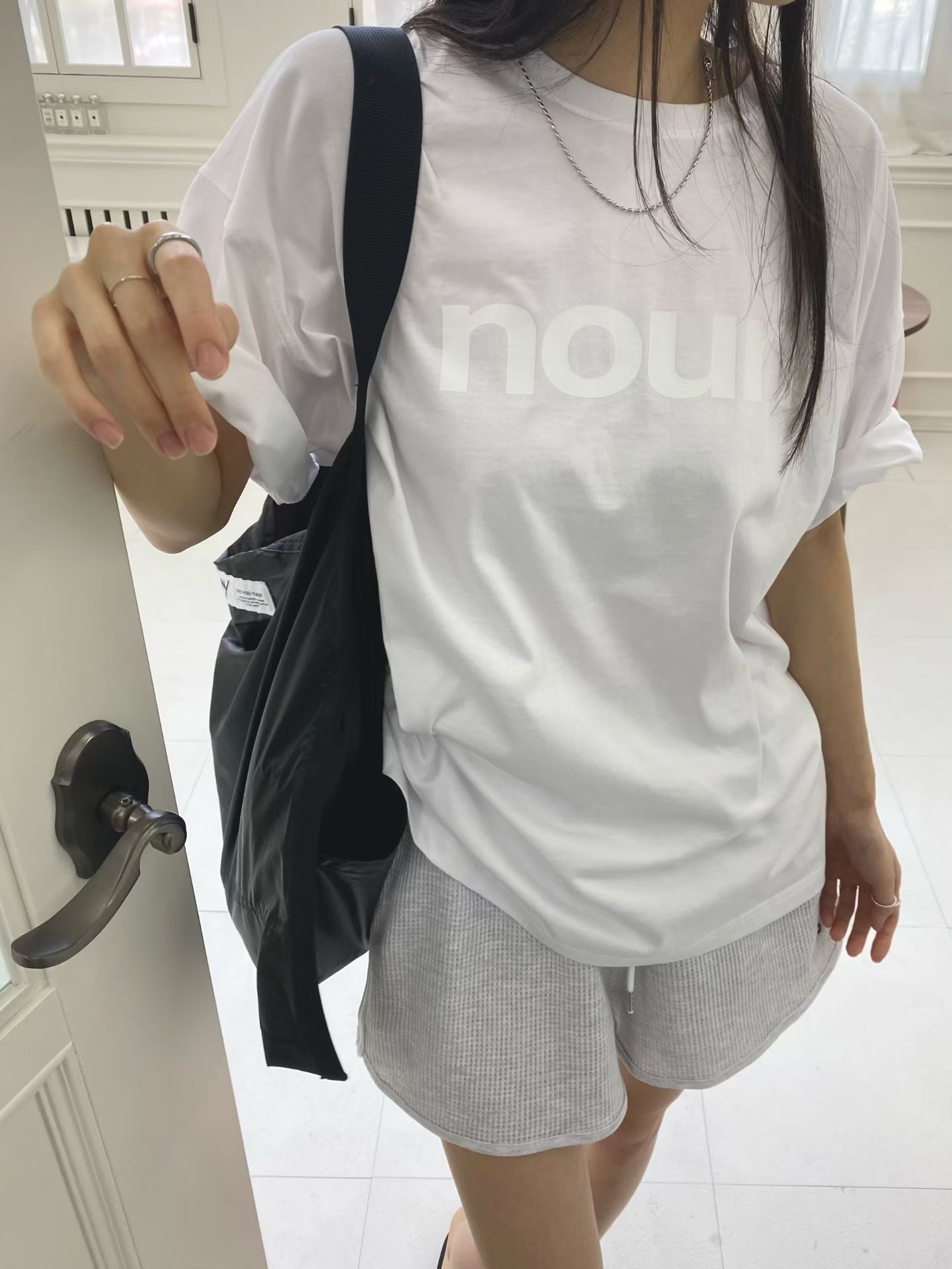 ONTHEMOOD韓國東大門直郵女裝新品推薦人氣時尚26春夏T恤RIPPLET恤圖色3