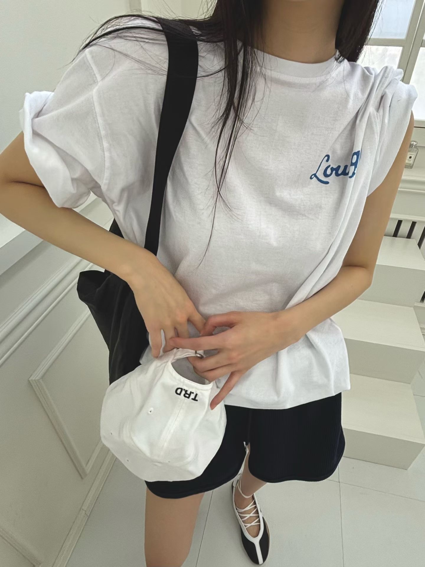ONTHEMOOD韓國東大門代購女裝新款職業休閑時尚人氣26春夏T恤RIPPLET恤圖色3