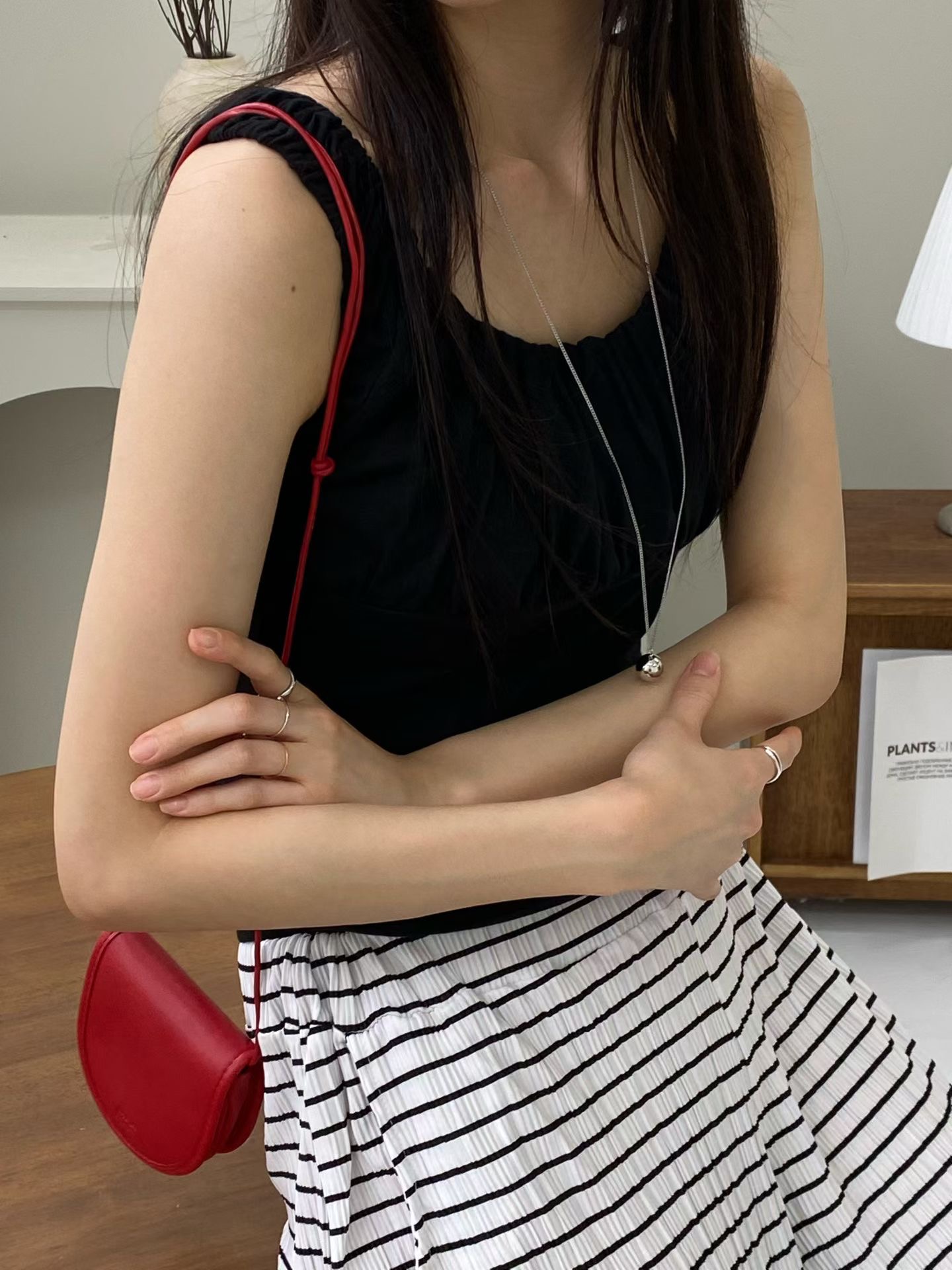 ONTHEMOOD韓國直郵女士新款熱賣時尚推薦人氣26夏季吊帶背心RIPPLE吊帶/背心