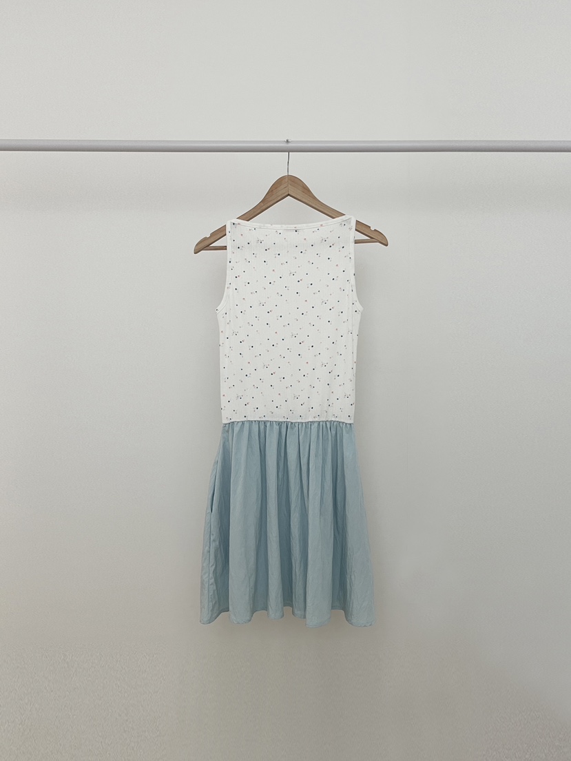 RE:OPENING韓國代購女裝新品時尚職業人氣26夏季連衣裙小花SRE:OPENING連衣裙