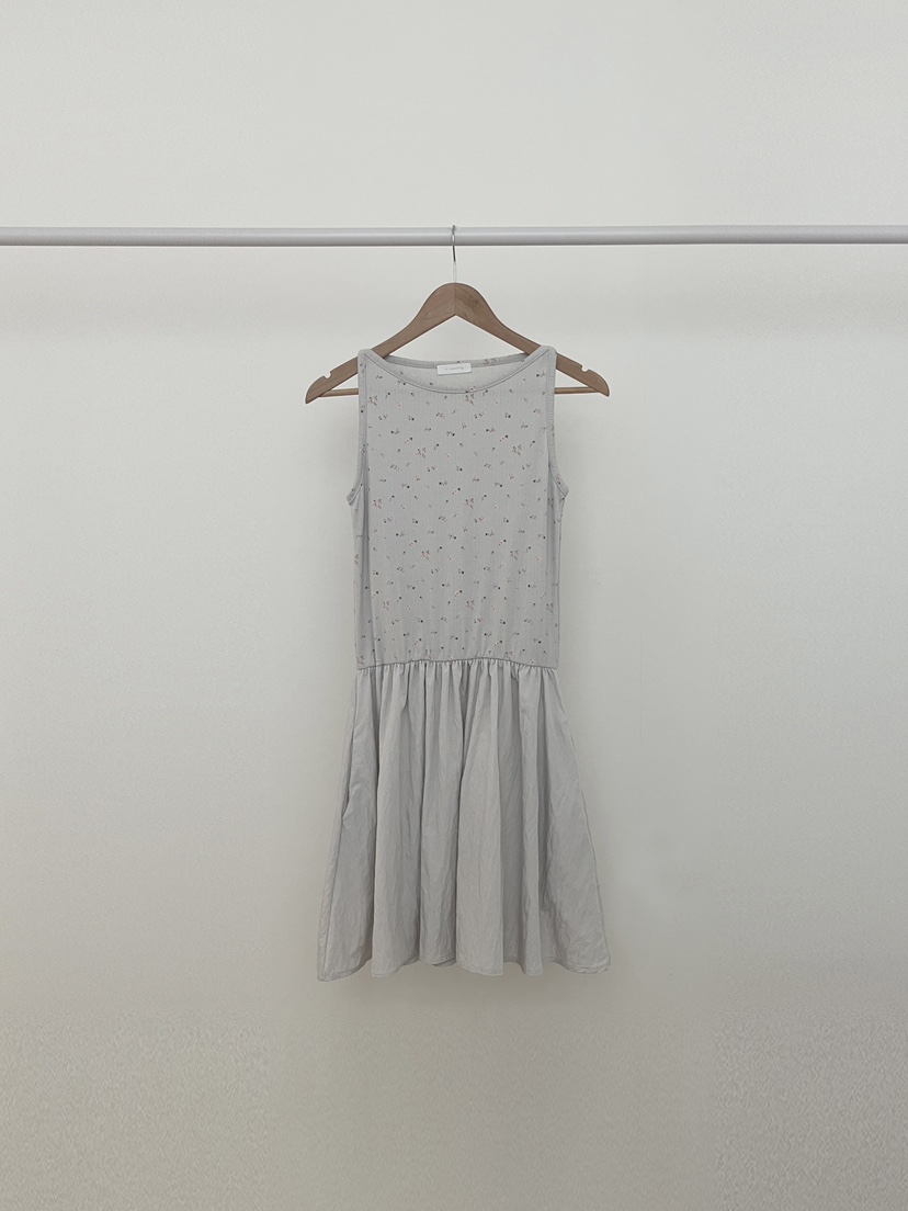 RE:OPENING韓國代購女裝新品時尚職業人氣26夏季連衣裙小花SRE:OPENING連衣裙圖色2