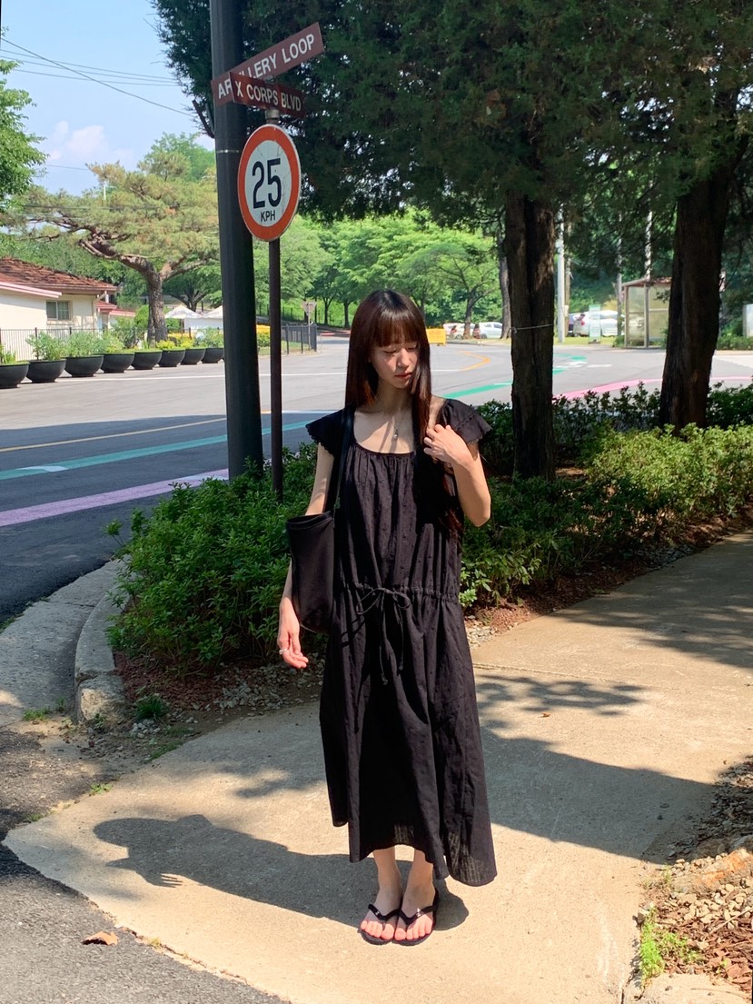 LOGARDEN東大門實拍韓國女裝新款26春夏26夏季推薦連衣裙SLO GARDEN連衣裙