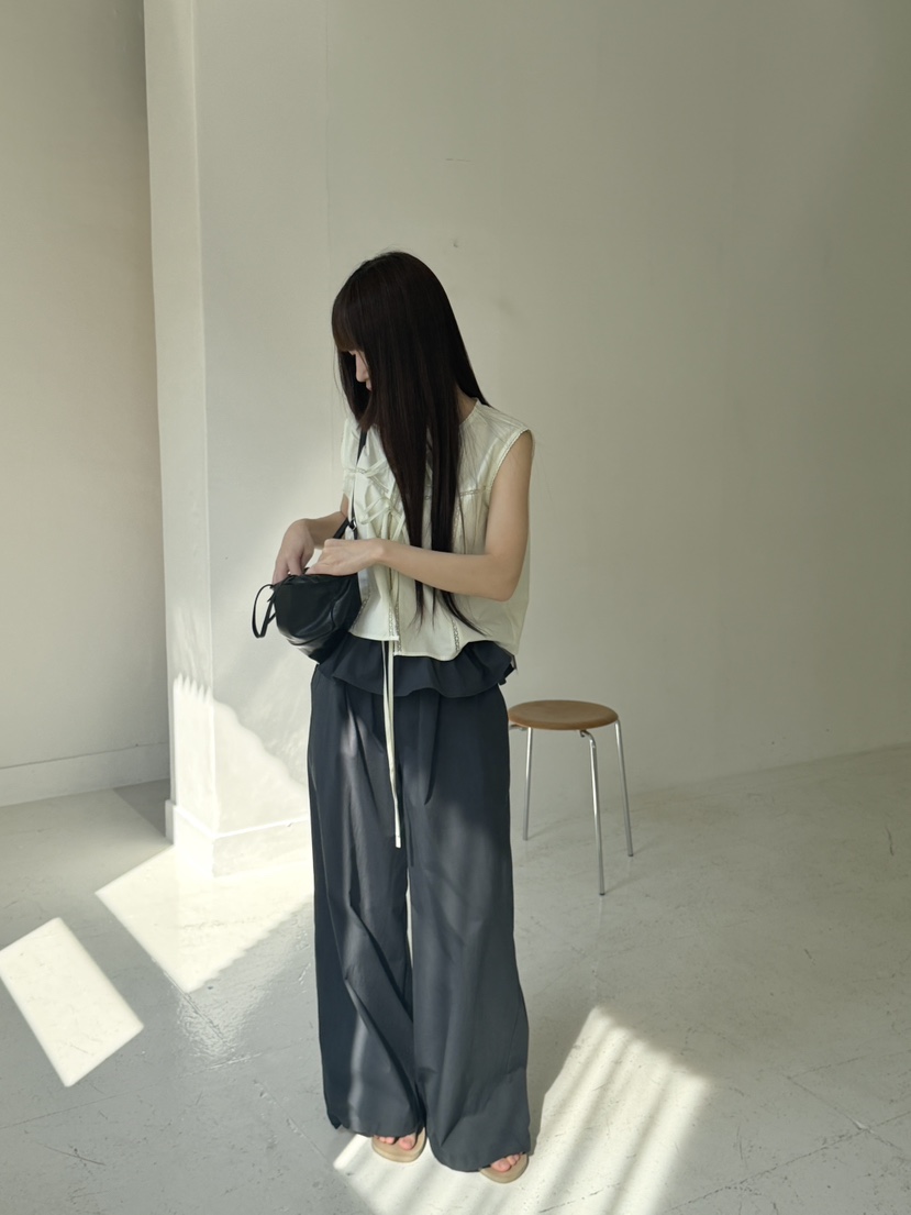 LOGARDEN韓國直郵女士新品26夏季推薦職業熱賣襯衫蕾絲衫LLO GARDEN襯衫/蕾絲衫