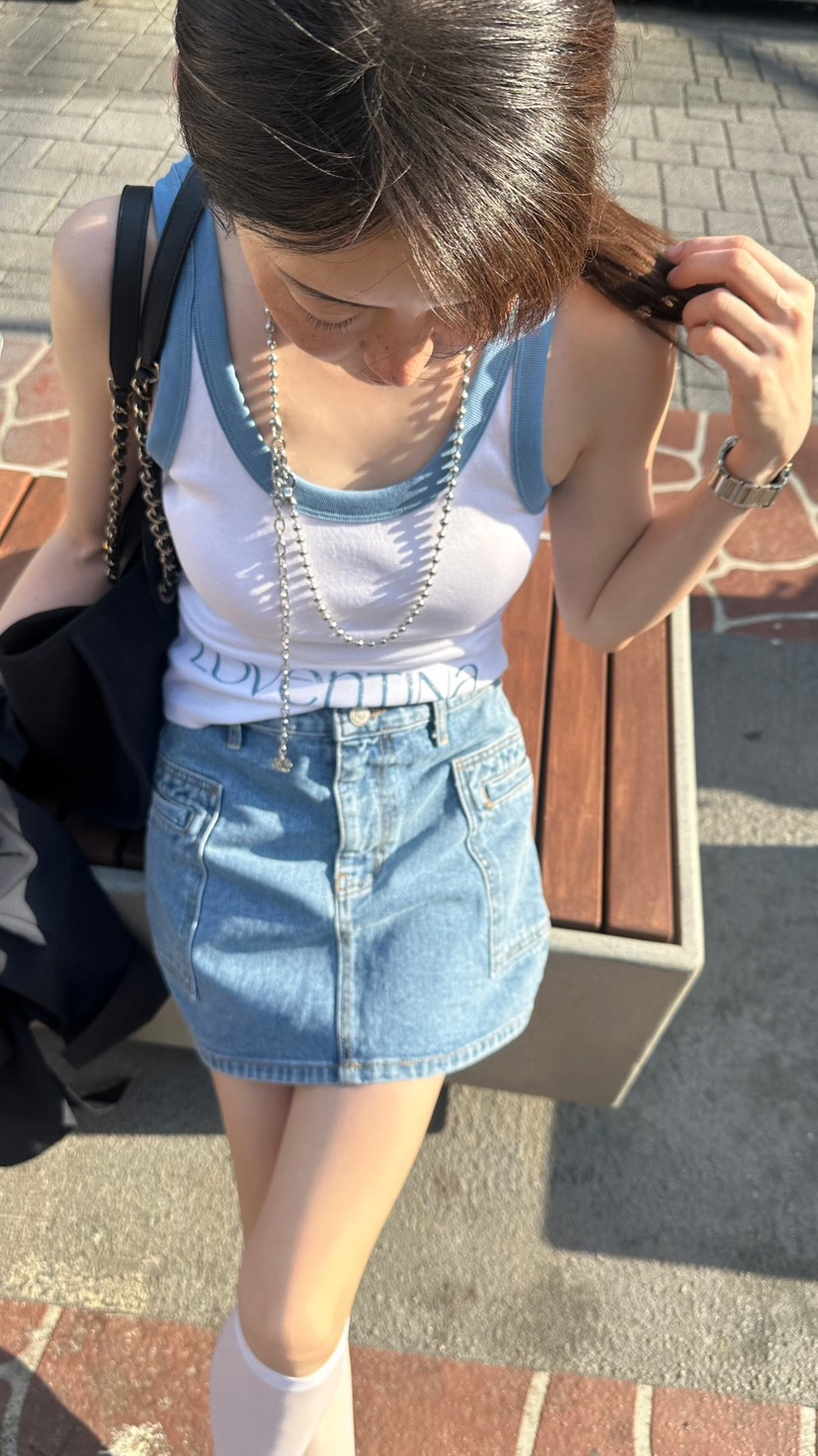 GENTLE B/LOVENTINA韓國東大門直郵女裝新款26夏季吊帶背心V領深V無袖LGENTLE B/LOVENTINA吊帶/背心
