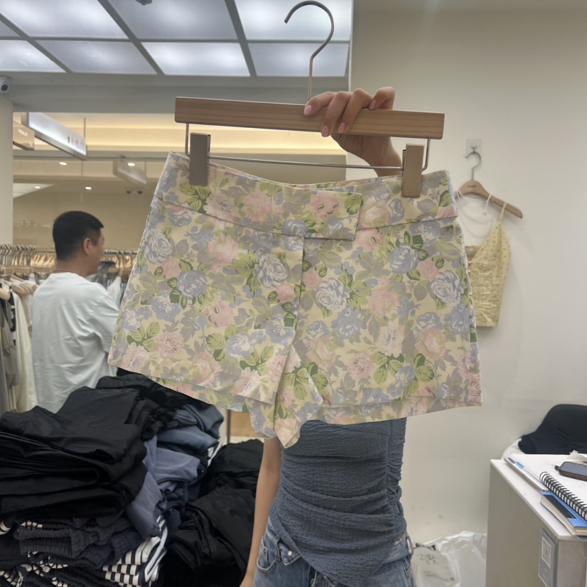 FLAUNT東大門實拍韓國女士新品26春夏人氣26夏季推薦短褲FLAUNT短褲圖色1