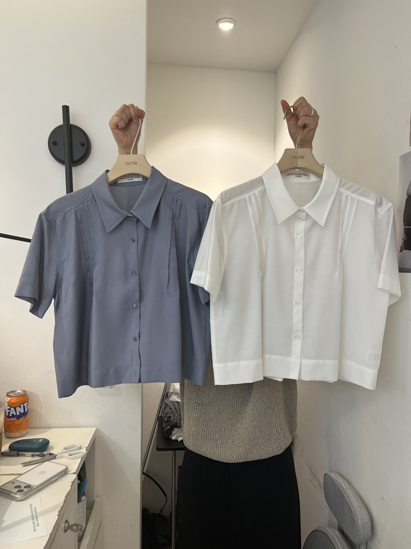 OUVIR韓國直郵女裝新款26夏季26春夏熱賣襯衫蕾絲衫短款褶裥O.V.R/OUVIR襯衫/蕾絲衫