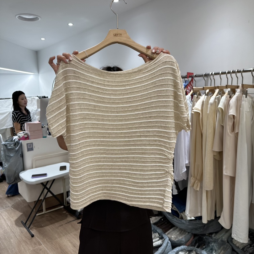 LEWIN韓國東大門代購女士新品26夏季時尚休閑26春夏職業T恤LEWINT恤圖色2