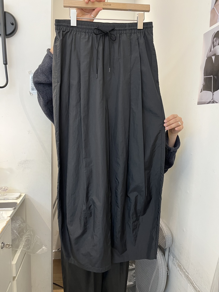 OUVIR韓國代購女裝新品人氣時尚推薦26夏季休閑褲尼龍透明O.V.R/OUVIR休閑褲圖色2