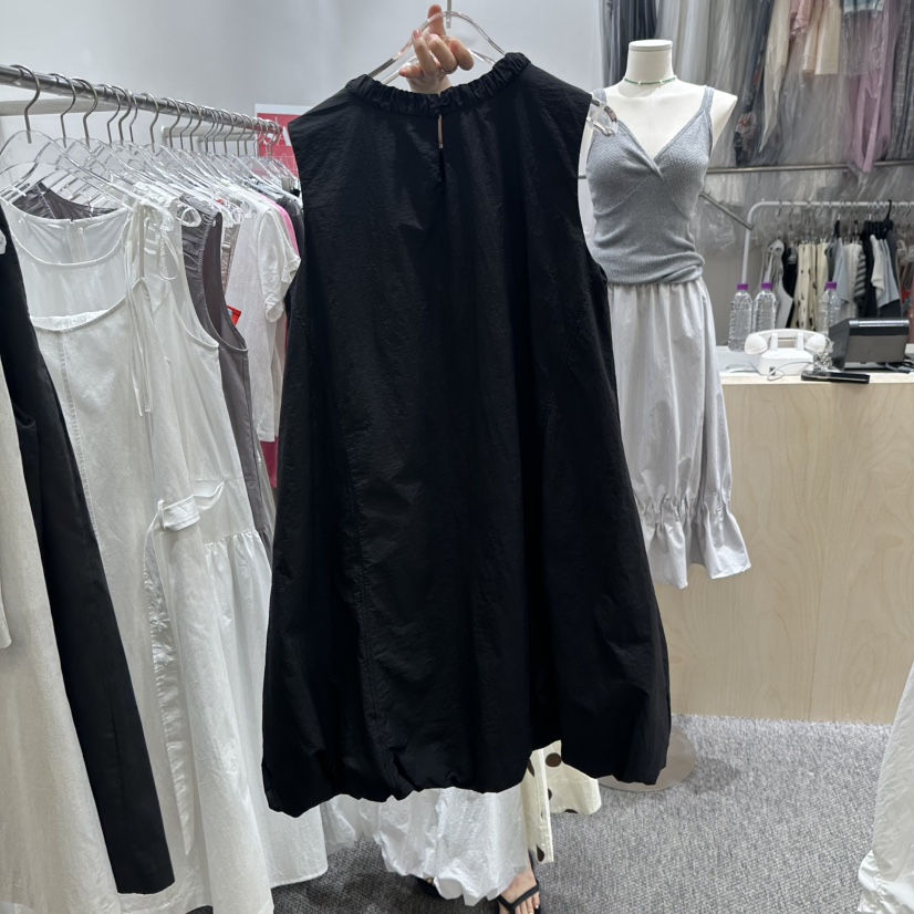 NAPKIN東大門實拍韓國女裝新款人氣熱賣26夏季連衣裙無袖NAPKIN連衣裙
