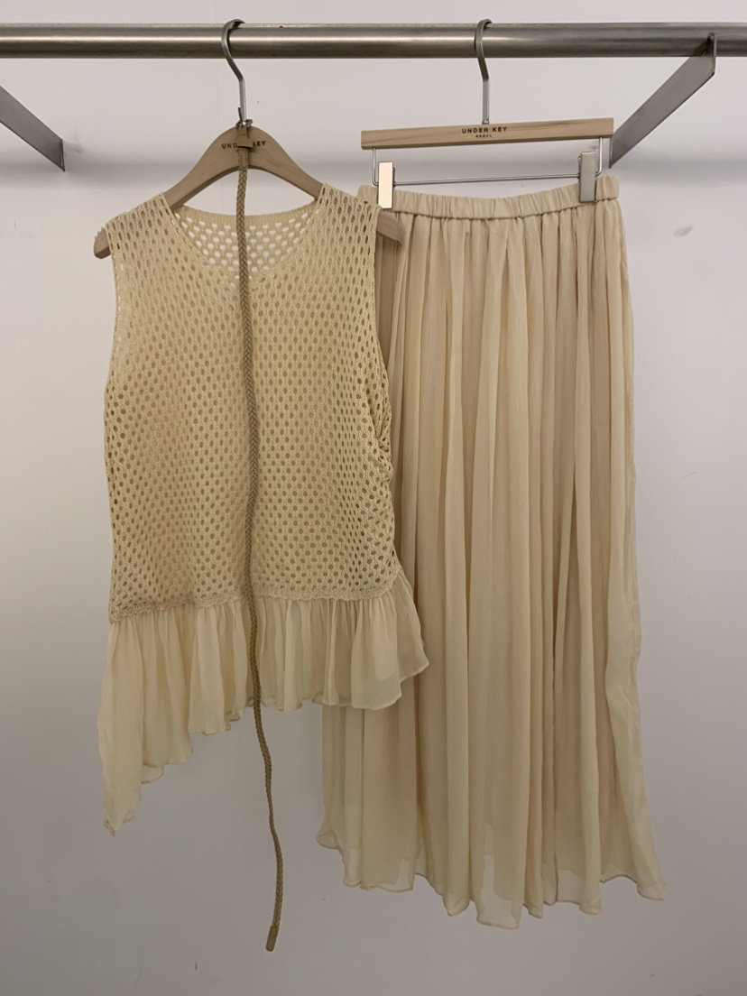UNDER KEY韓國直郵女裝新品26春夏熱賣休閑套裝含腰帶網狀UNDER KEY套裝圖色3