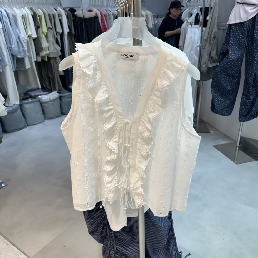 LOOKK/MIMME韓國直郵實拍女裝新款26夏季吊帶背心荷葉邊刺繡LOOKK/MIMME吊帶/背心圖色1
