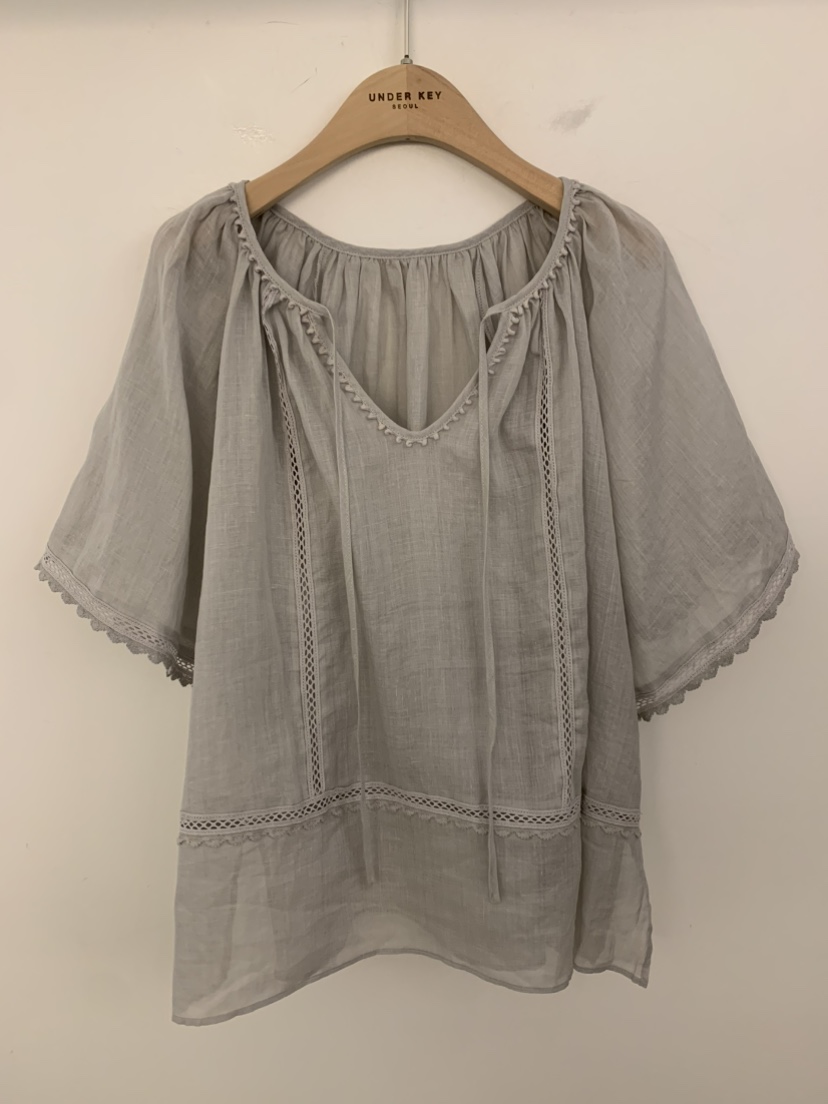 UNDER KEY韓國東大門直郵女裝新款熱賣26春夏襯衫蕾絲衫UNDER KEY襯衫/蕾絲衫圖色1