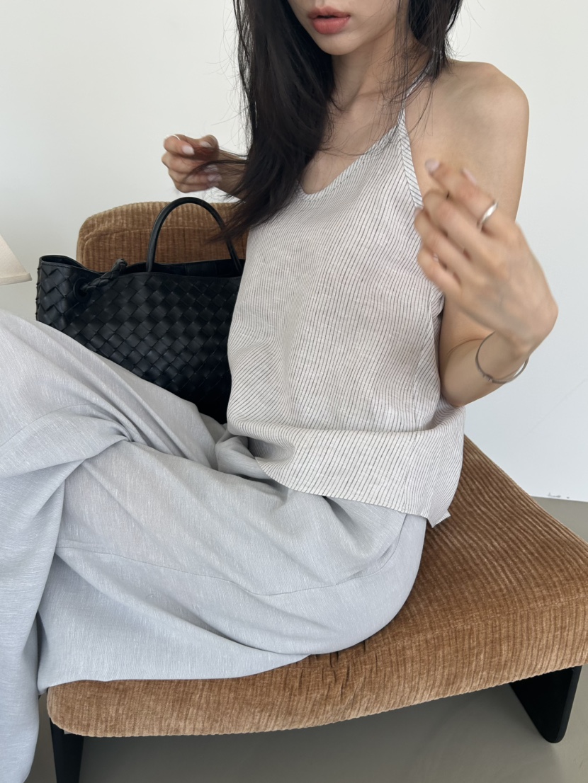 ME MO韓國東大門代購女裝新品推薦職業熱賣人氣吊帶背心ME MO吊帶/背心