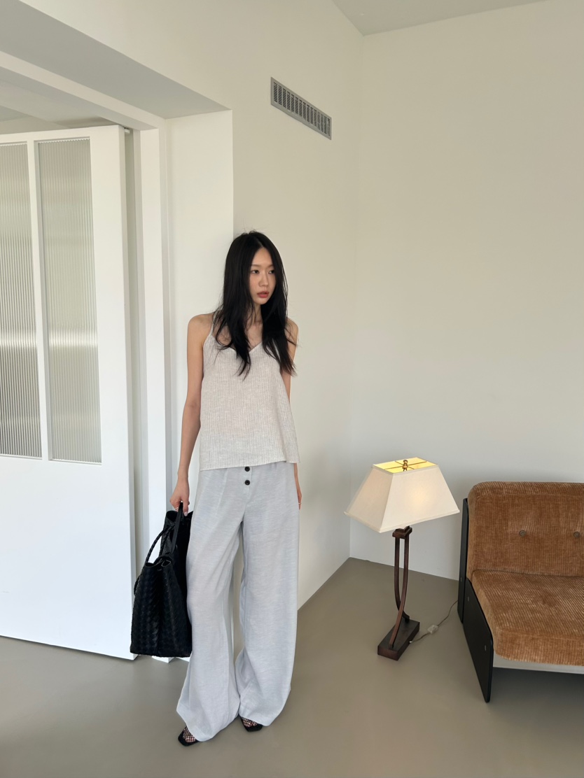 ME MO韓國東大門代購女裝新品推薦職業熱賣人氣吊帶背心ME MO吊帶/背心