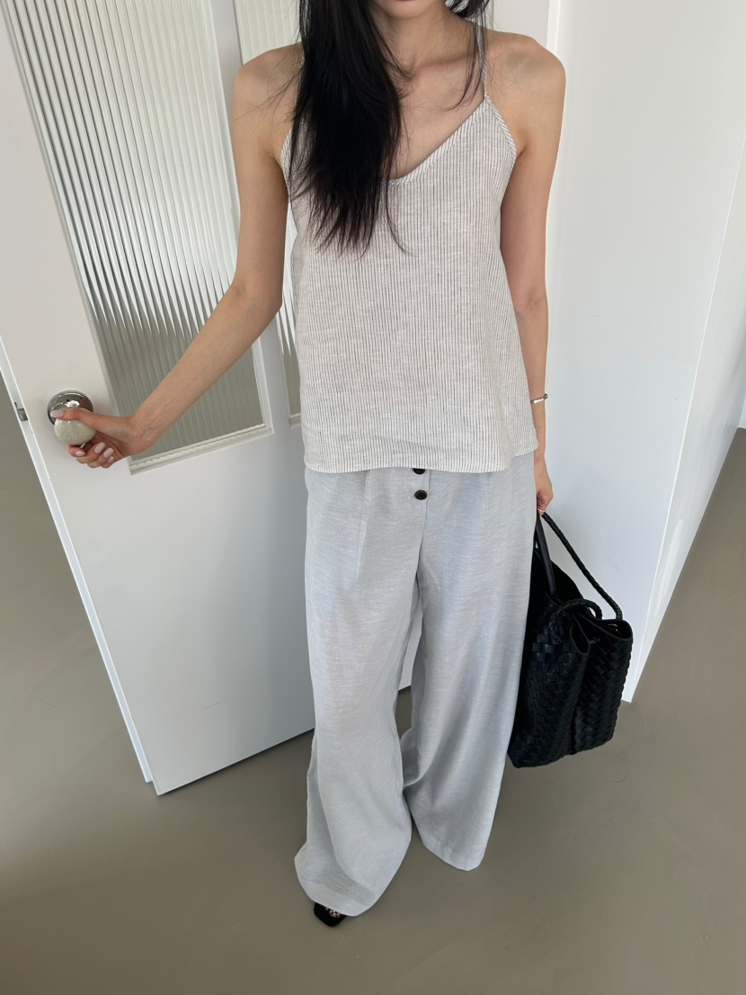 ME MO韓國東大門代購女裝新品推薦職業熱賣人氣吊帶背心ME MO吊帶/背心圖色2