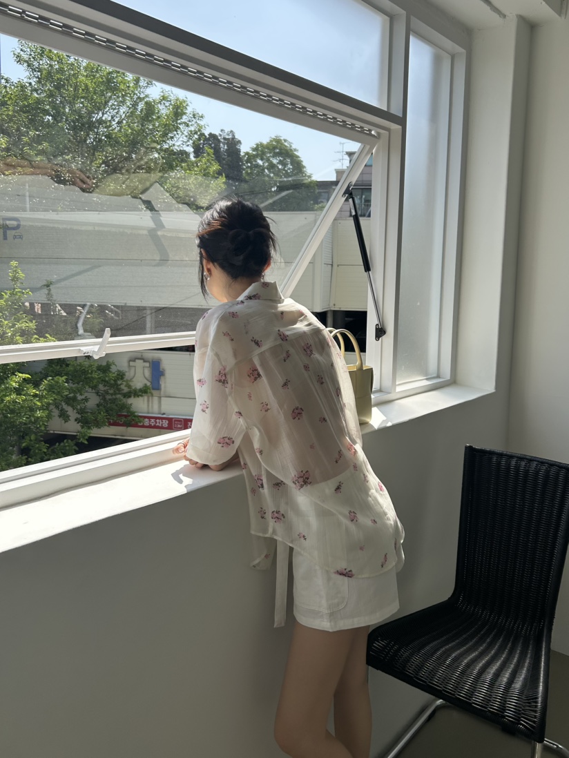 ME MO韓國代購女裝新款推薦26夏季時尚職業休閑襯衫蕾絲衫ME MO襯衫/蕾絲衫