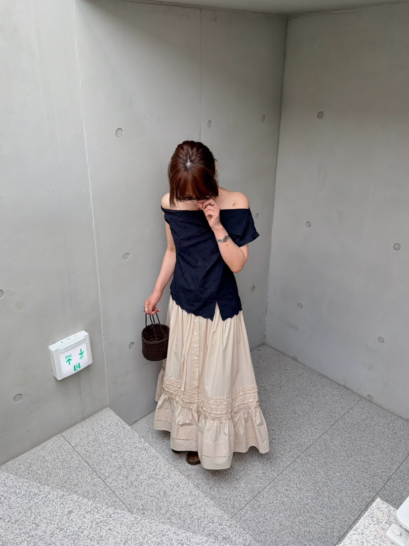 OLI SEOUL韓國代購女裝新品人氣時尚休閑熱賣推薦職業長裙OLI SEOUL長裙