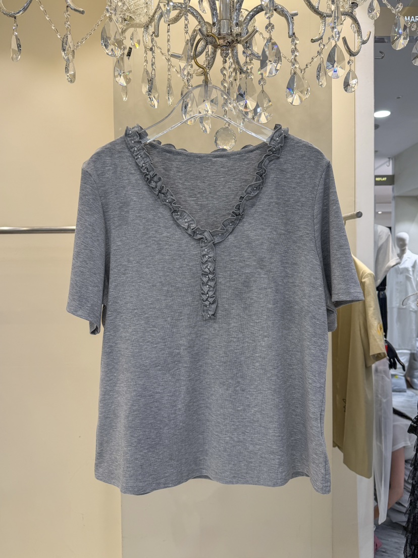 81 MARKET-L東大門實拍韓國女裝新品26夏季人氣推薦T恤81 MARKET-LT恤圖色2