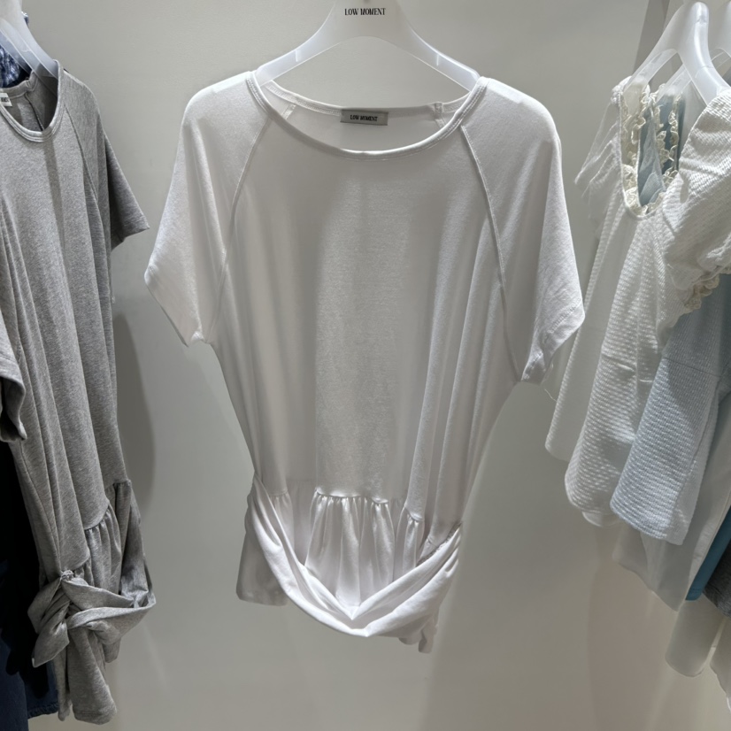 LOW MOMENT韓國代購女裝新品熱賣26春夏推薦人氣T恤褶皺LOW MOMENTT恤圖色1