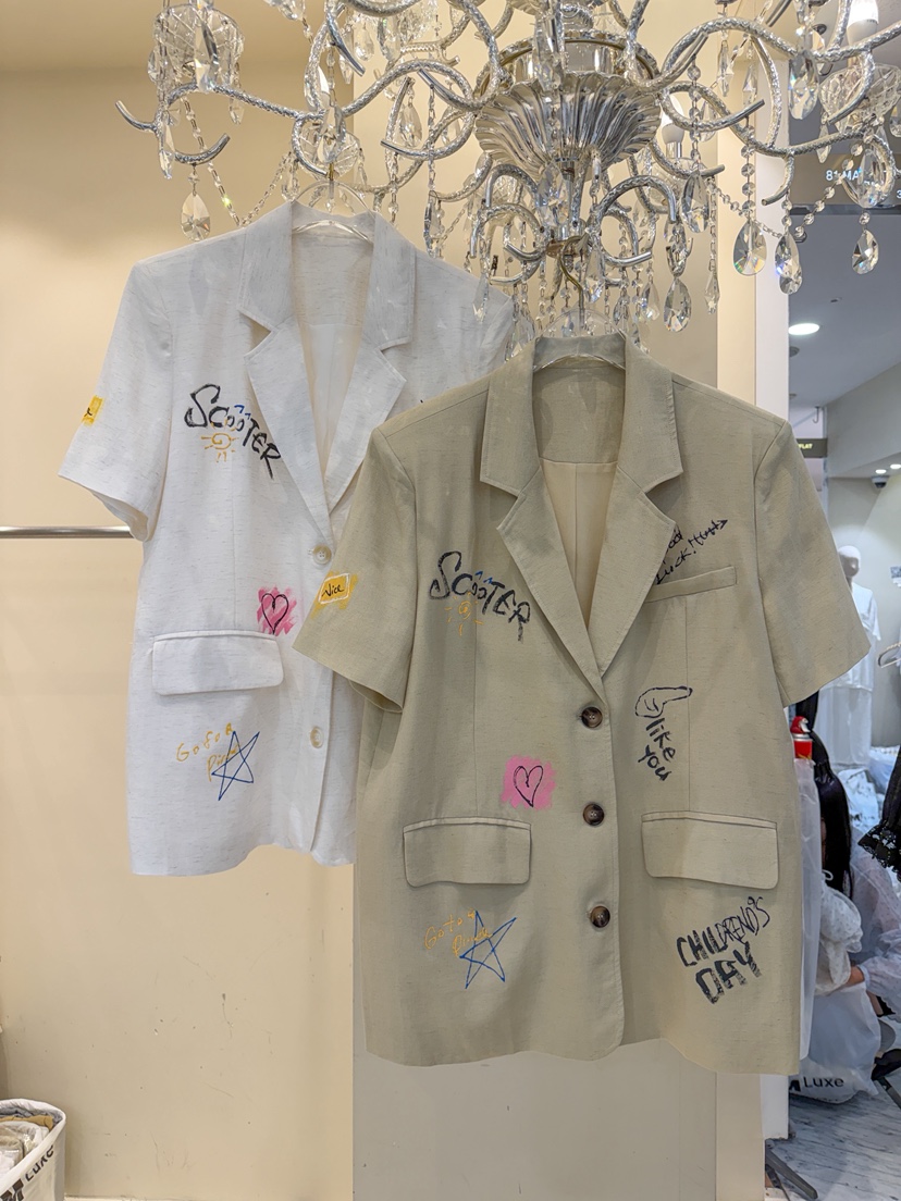 81 MARKET-L韓國東大門直郵女裝新品職業熱賣人氣西裝西服81 MARKET-L西裝/西服