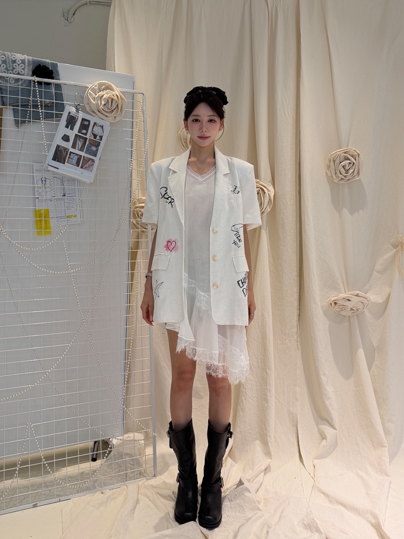 81 MARKET-L韓國東大門直郵女裝新品職業熱賣人氣西裝西服81 MARKET-L西裝/西服