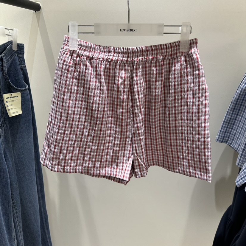 LOW MOMENT東大門實拍韓國女士新品推薦26夏季熱賣26春夏短褲LOW MOMENT短褲圖色2