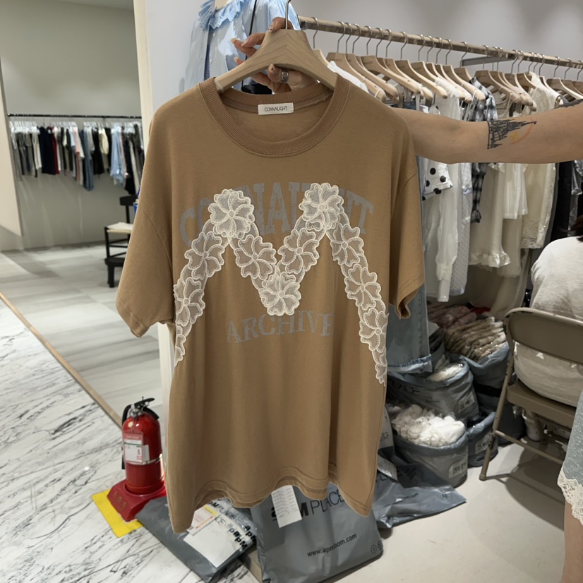 CONNAUGHT/DAILYJUD韓國直郵實拍女士新品26春夏T恤蕾絲CONNAUGHT/DAILYJUDT恤圖色2