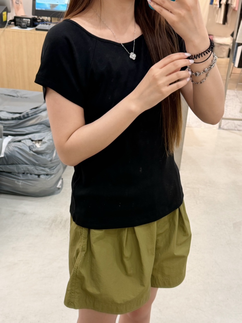 THE EYL東大門實拍韓國女士新品時尚推薦休閑26春夏人氣T恤THE EYLT恤
