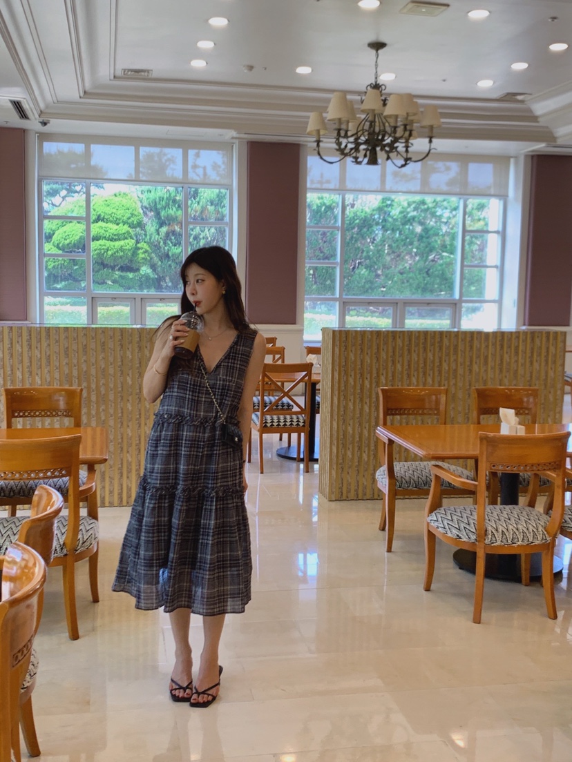 LA CREME韓國東大門直郵女士新款26春夏連衣裙OPS荷葉邊格子LA CREME連衣裙