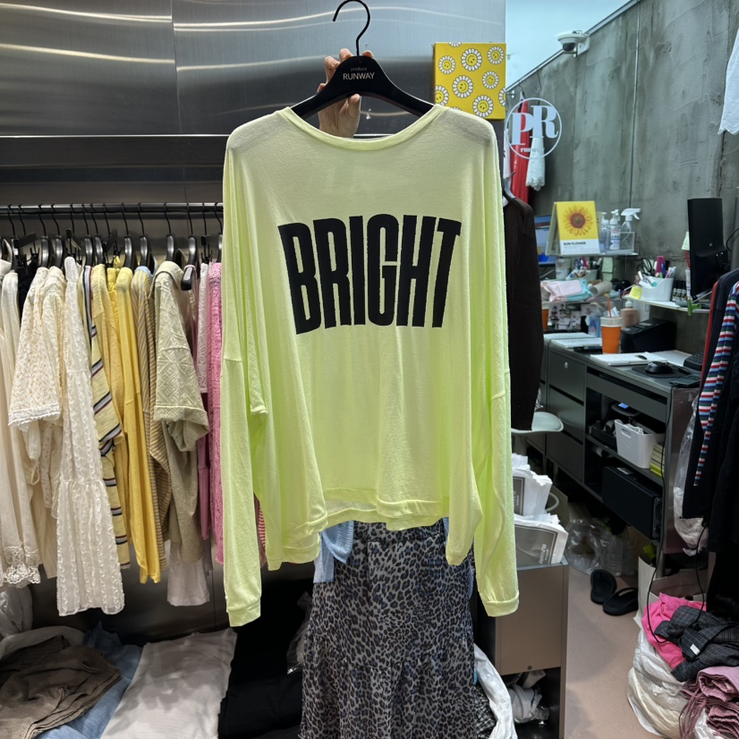 RUNWAY-런웨이韓國代購女士新品人氣休閑時尚推薦長袖T恤RUNWAY長袖T恤圖色2