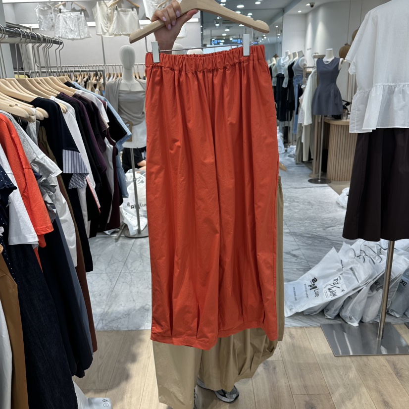 REVE-L韓國代購女士新品26夏季職業休閑時尚26春夏休閑褲褶裥REVE-L休閑褲圖色2