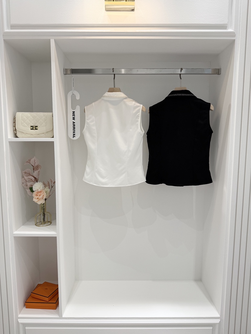 CLOTH韓國直郵實拍女裝新品26夏季熱賣休閑吊帶背心BL緞面CLOTH吊帶/背心