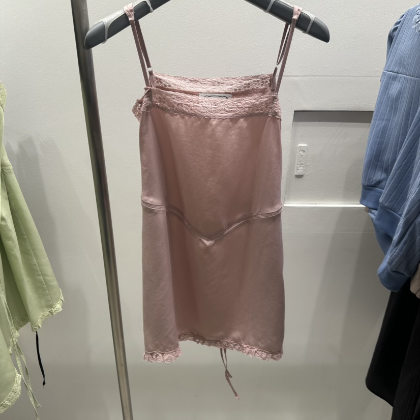 TARABY MOTION韓國東大門直郵女士新品推薦職業熱賣連衣裙TARABY MOTION連衣裙圖色1