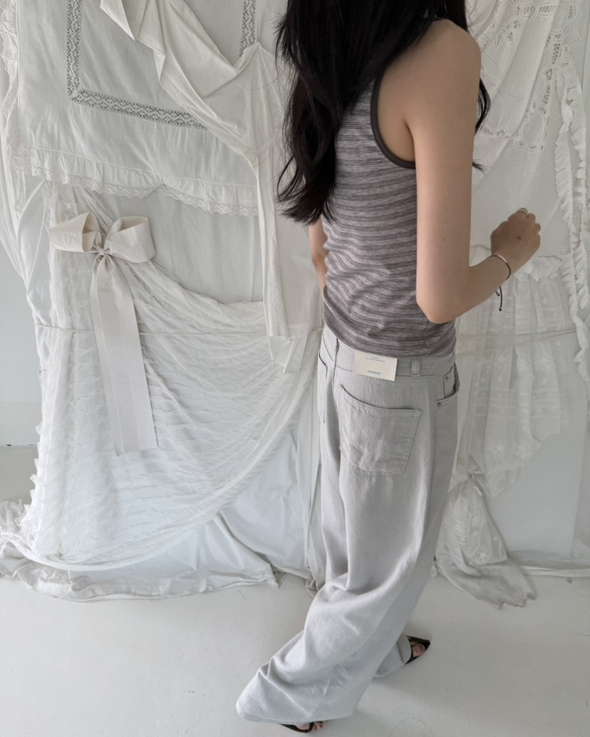 HOWDY/FACT THE NERD韓國東大門直郵女裝新款推薦牛仔褲HOWDY/FACT THE NERD牛仔褲