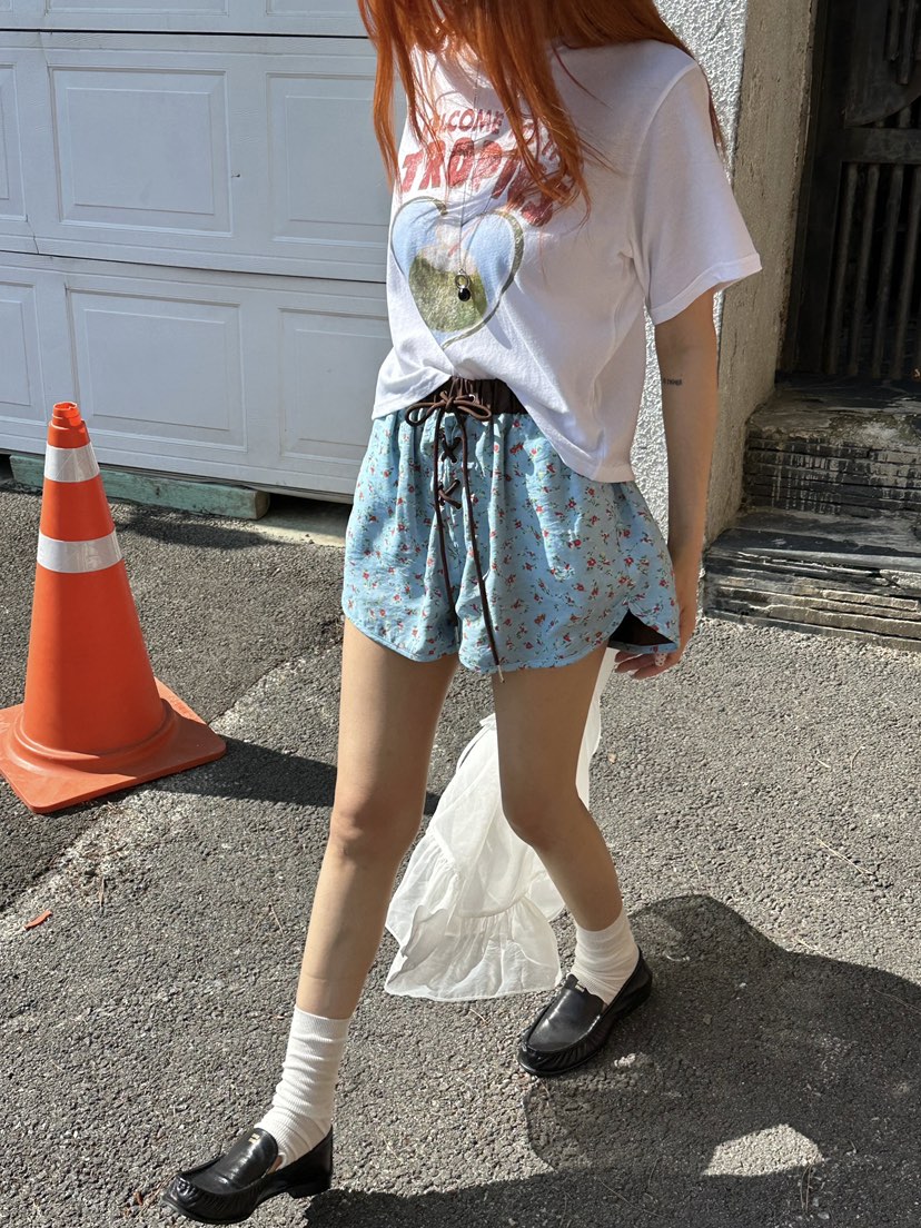 ZEROZERO韓國直郵女裝新品熱賣職業休閑26春夏短褲花朵鏤空ZEROZERO短褲