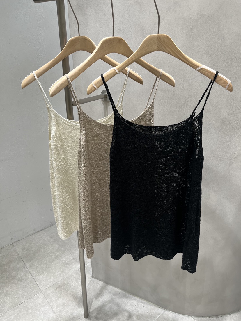 EVERCOMMERCE METICULOUSLY DESIGNED韓國直郵實拍女裝新品人氣吊帶背心EVERCOMMERCE METICULOUSLY DESIGNED吊帶/背心
