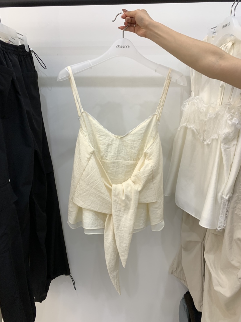 CEDARWOOD東大門實拍韓國女士新款職業26春夏吊帶背心無袖緞帶CEDAR WOOD吊帶/背心圖色1