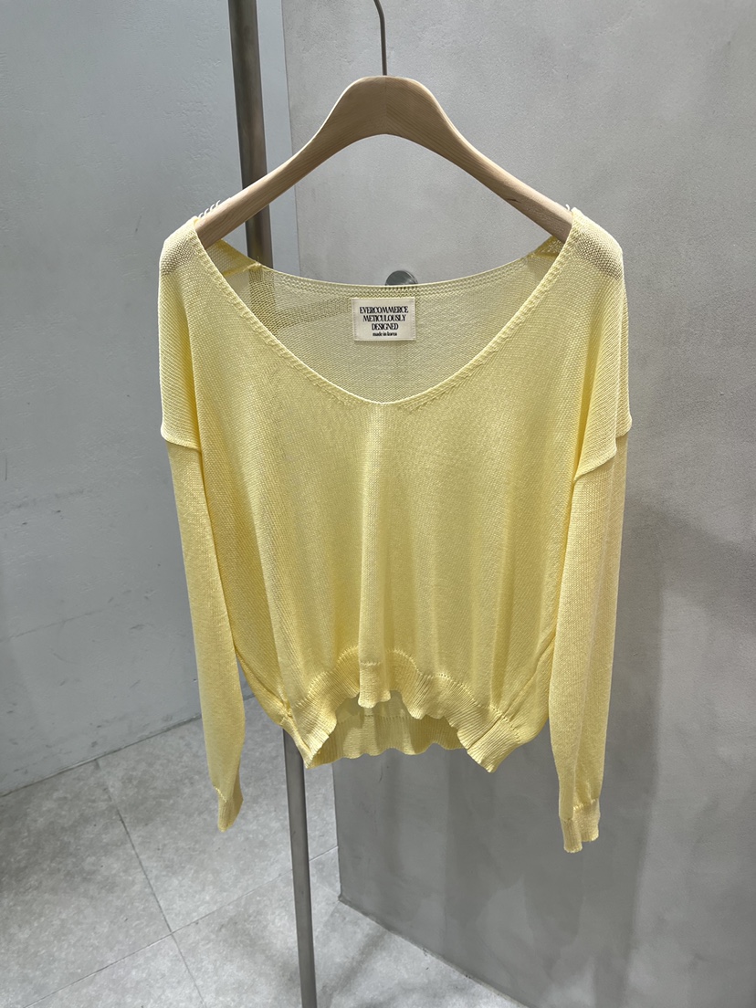 EVERCOMMERCE METICULOUSLY DESIGNED韓國東大門直郵女裝新款時尚針織衫EVERCOMMERCE METICULOUSLY DESIGNED針織衫圖色2