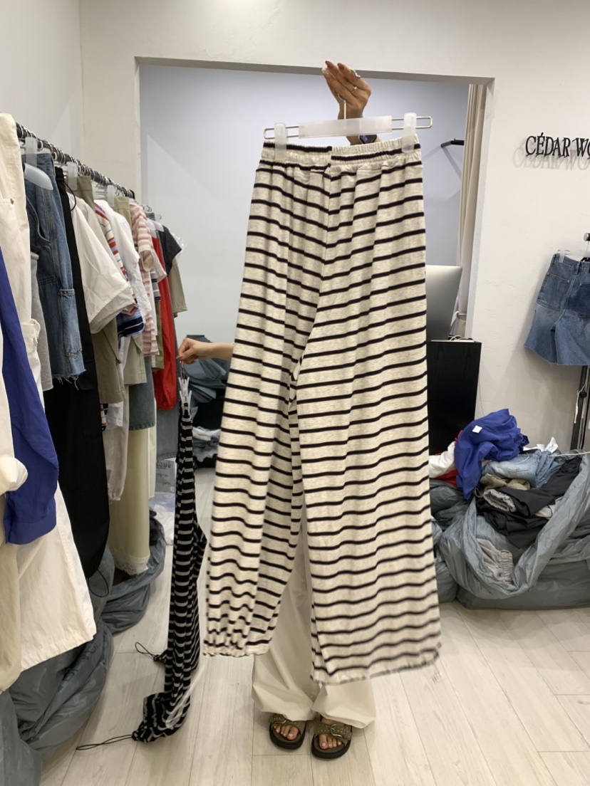 CEDARWOOD韓國東大門代購女士新品26春夏時尚休閑褲條紋運動CEDAR WOOD休閑褲