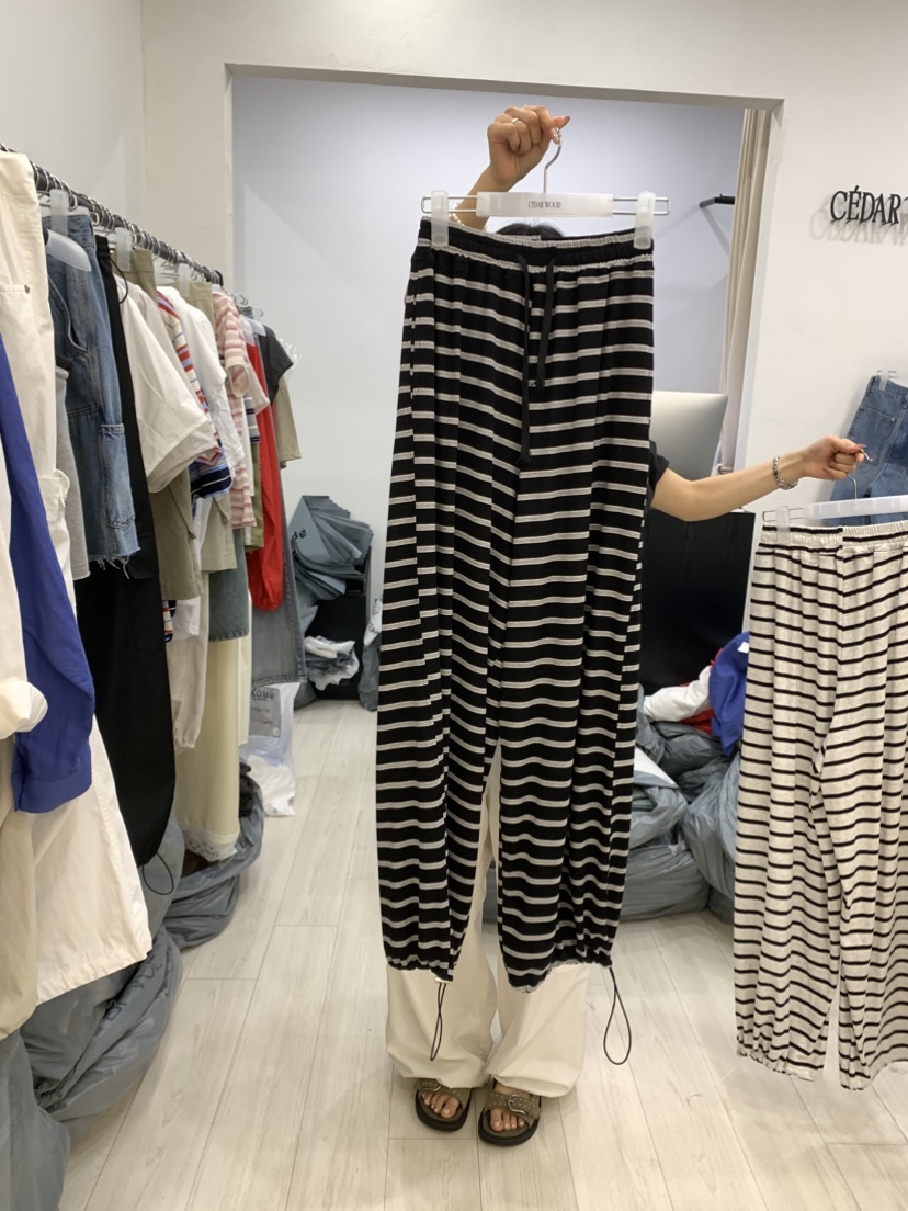 CEDARWOOD韓國東大門代購女士新品26春夏時尚休閑褲條紋運動CEDAR WOOD休閑褲圖色1