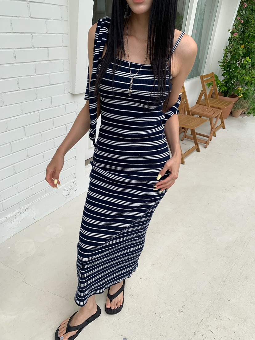 BADCALM韓國直郵實拍女士新品推薦休閑職業連衣裙裹身裙層疊BADCALM連衣裙