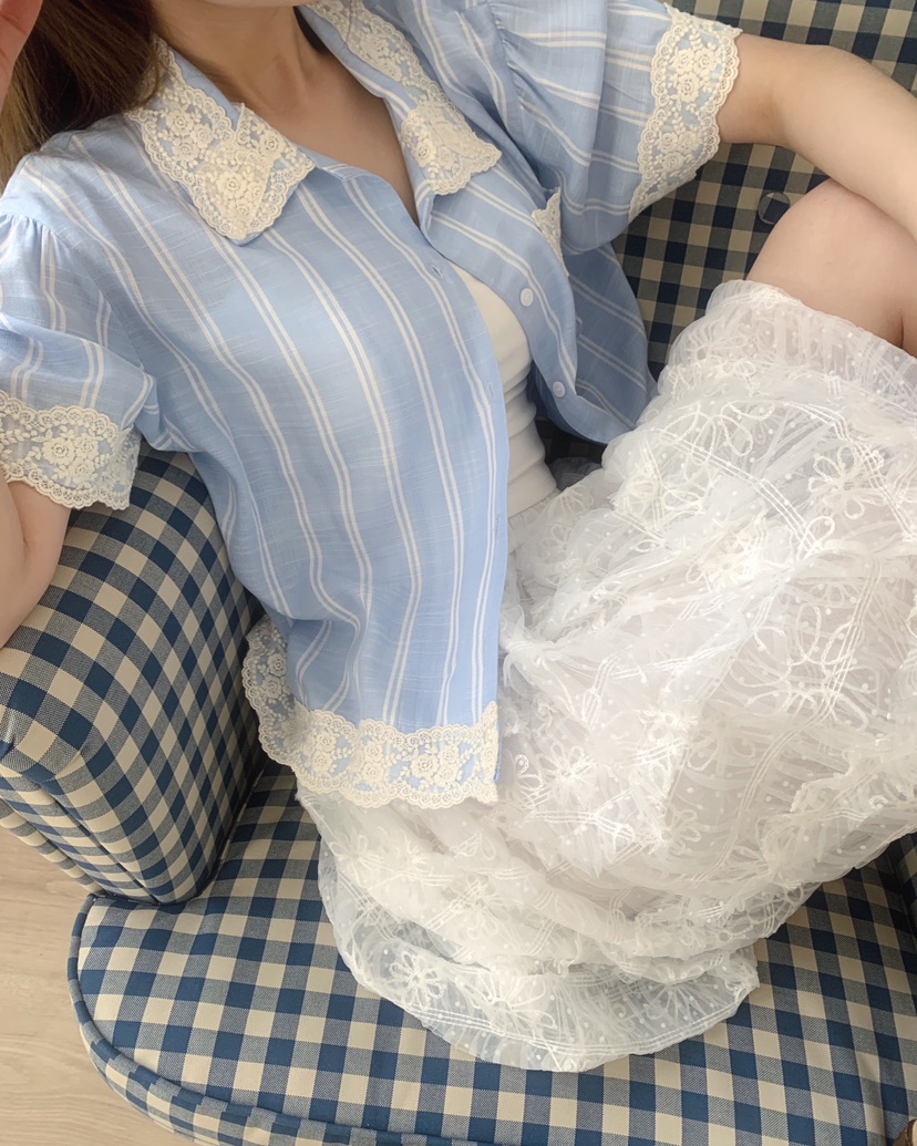 MAISONDEGLORY東大門實拍韓國女裝新款人氣襯衫蕾絲衫亞麻條紋MAISON DE GLORY襯衫/蕾絲衫