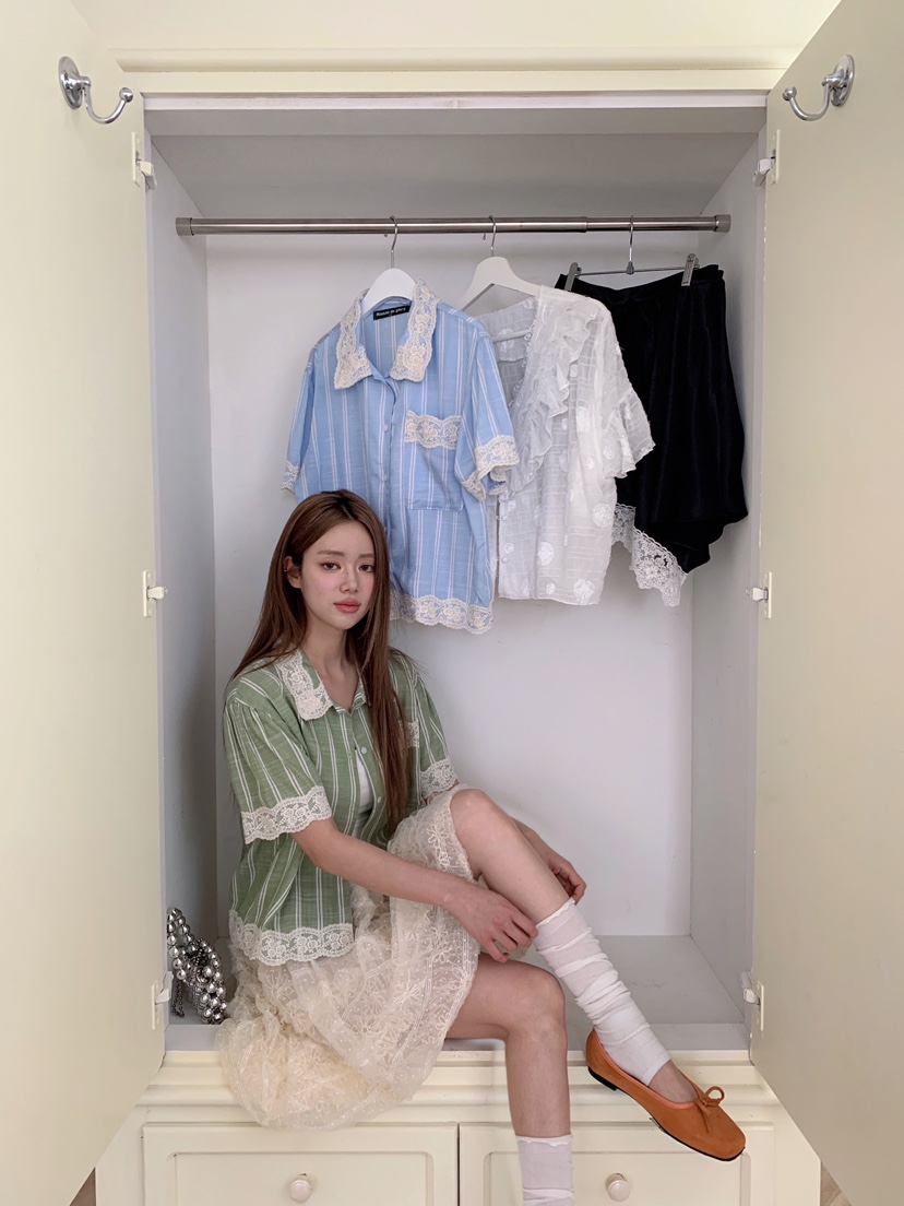 MAISONDEGLORY東大門實拍韓國女裝新款人氣襯衫蕾絲衫亞麻條紋MAISON DE GLORY襯衫/蕾絲衫