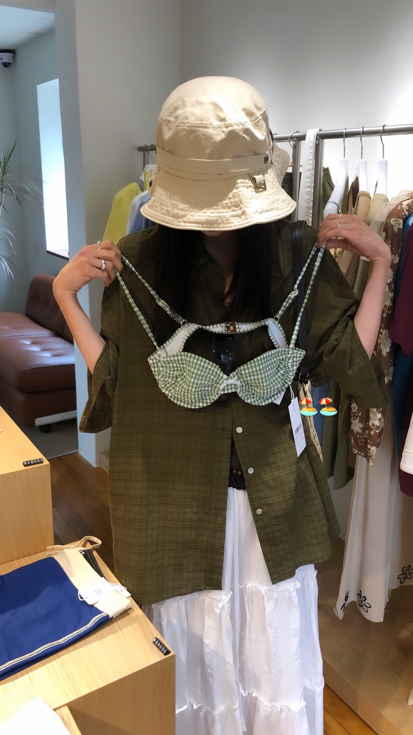 OVER RICH韓國代購女士新款休閑26春夏26夏季襯衫蕾絲衫格子OVER RICH襯衫/蕾絲衫